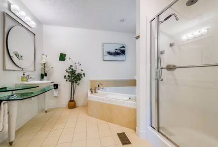 Wellness & Adventure Retreat with Scenic Views - Massanutten, Virginia