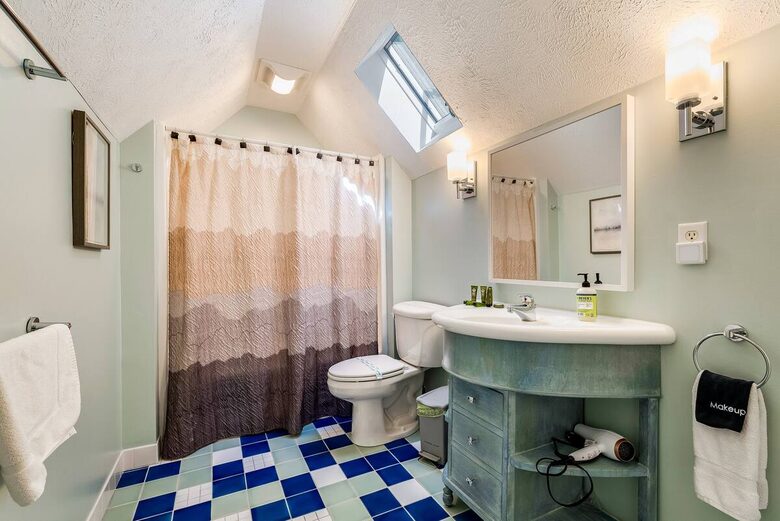 Wellness & Adventure Retreat with Scenic Views - Massanutten, Virginia