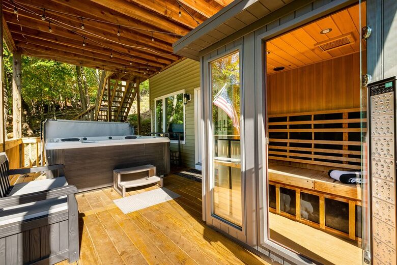 Wellness & Adventure Retreat with Scenic Views - Massanutten, Virginia