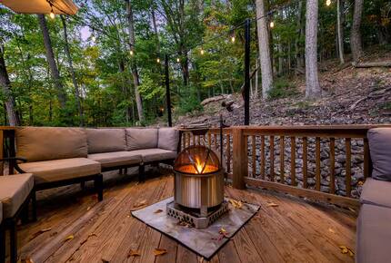 Wellness & Adventure Retreat with Scenic Views - Massanutten, Virginia