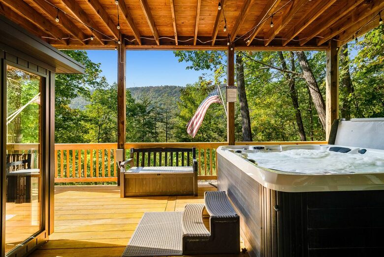 Wellness & Adventure Retreat with Scenic Views - Massanutten, Virginia