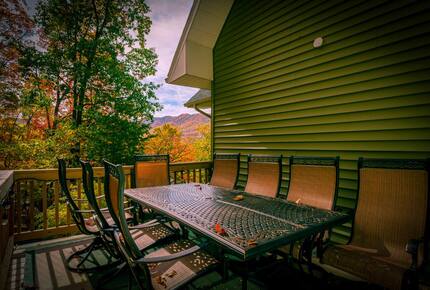 Wellness & Adventure Retreat with Scenic Views - Massanutten, Virginia