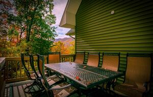 Wellness & Adventure Retreat with Scenic Views - Massanutten, Virginia