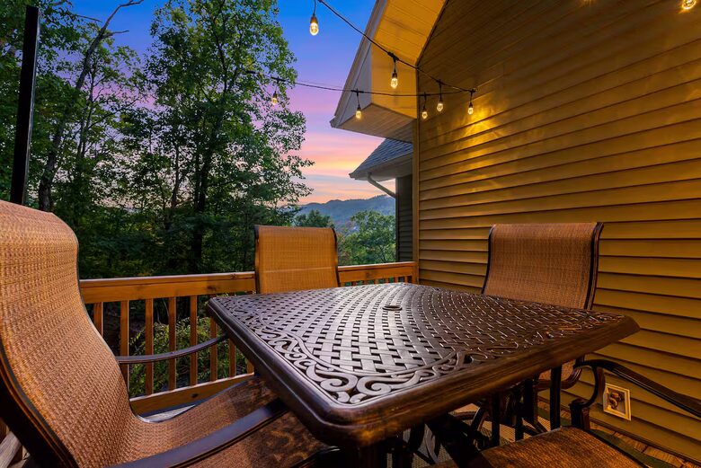 Wellness & Adventure Retreat with Scenic Views - Massanutten, Virginia