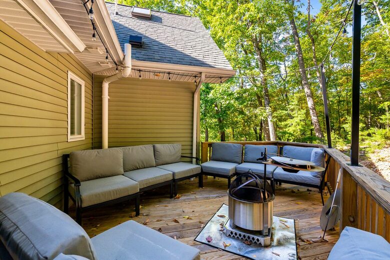 Wellness & Adventure Retreat with Scenic Views - Massanutten, Virginia