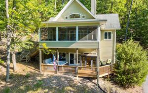 Wellness & Adventure Retreat with Scenic Views - Massanutten, Virginia