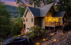 Wellness & Adventure Retreat with Scenic Views - Massanutten, Virginia
