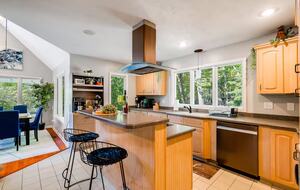 Wellness & Adventure Retreat with Scenic Views - Massanutten, Virginia