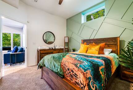 Wellness & Adventure Retreat with Scenic Views - Massanutten, Virginia