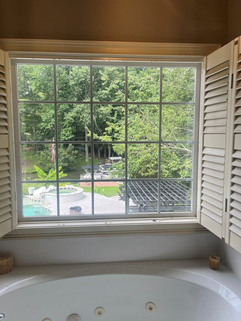 Lakeside Ranch Retreat at Lake Redwine - Newnan, Georgia