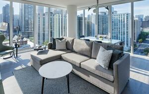 Quintess Collection - Wells - Chicago, Illinois