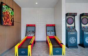 Quintess Collection - Wells - Chicago, Illinois