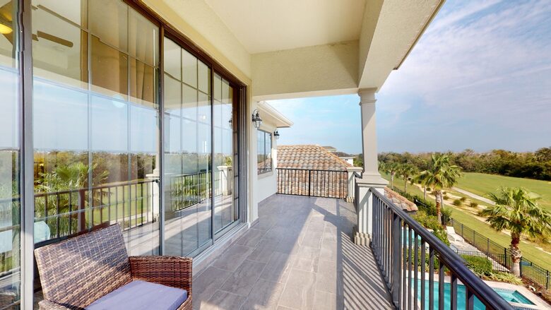 Quintess Collection - Castle Pines - Reunion, Florida