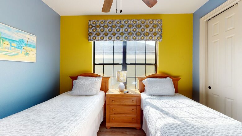 Quintess Collection - Castle Pines - Reunion, Florida