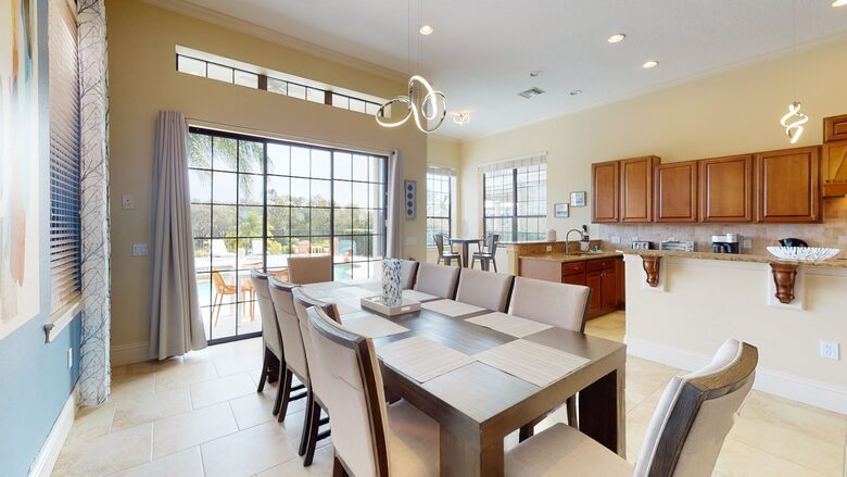 Quintess Collection - Castle Pines - Reunion, Florida