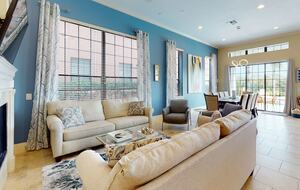 Quintess Collection - Castle Pines - Reunion, Florida