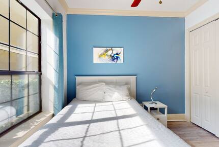 Quintess Collection - Castle Pines - Reunion, Florida