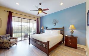 Quintess Collection - Castle Pines - Reunion, Florida