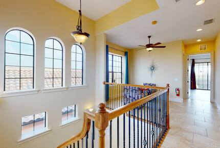 Quintess Collection - Castle Pines - Reunion, Florida