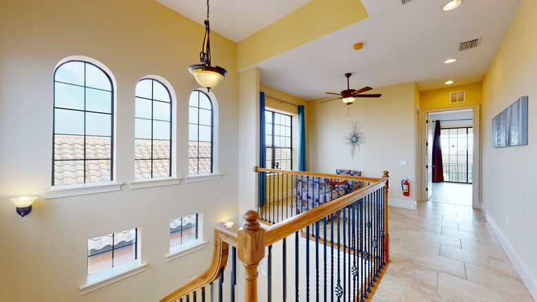 Quintess Collection - Castle Pines - Reunion, Florida