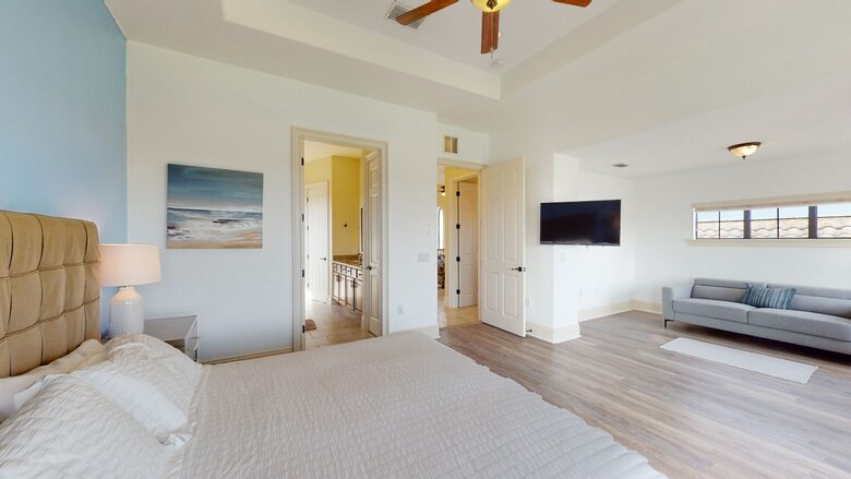 Quintess Collection - Castle Pines - Reunion, Florida