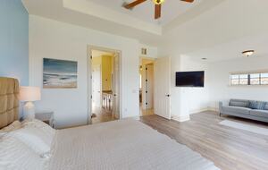 Quintess Collection - Castle Pines - Reunion, Florida