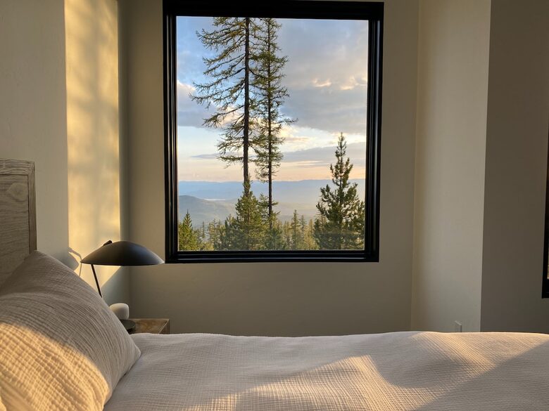 Ski-In/Ski-Out Luxury Chalet with Breathtaking Mountain Views - Whitefish, Montana