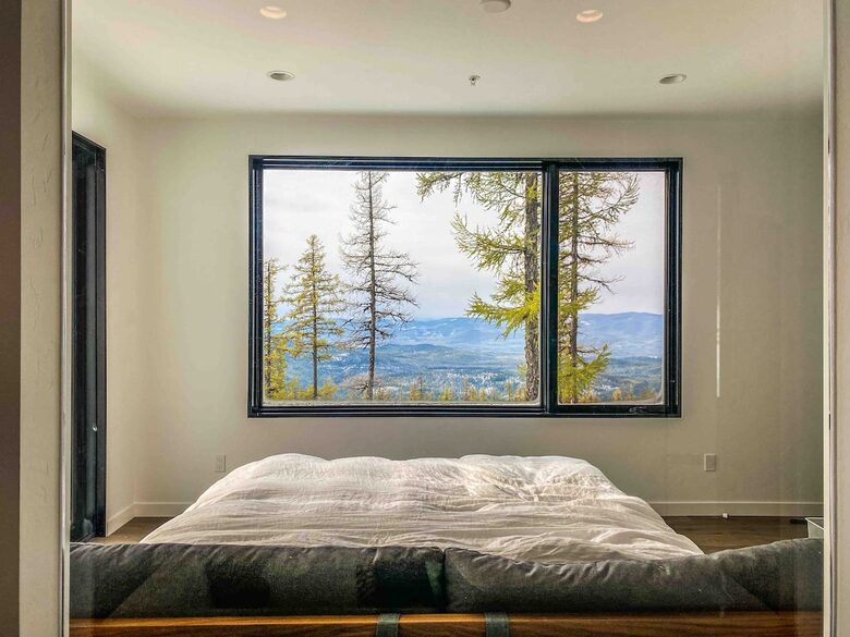 Ski-In/Ski-Out Luxury Chalet with Breathtaking Mountain Views - Whitefish, Montana