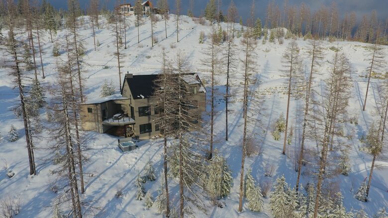 Ski-In/Ski-Out Luxury Chalet with Breathtaking Mountain Views - Whitefish, Montana