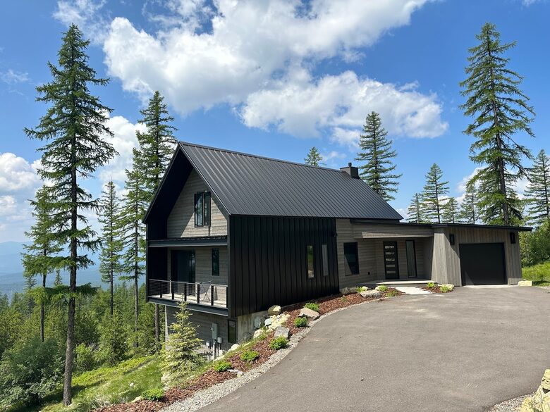 Ski-In/Ski-Out Luxury Chalet with Breathtaking Mountain Views - Whitefish, Montana