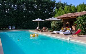Timeless Farmhouse with Pool and Garden in Provence - Plan-d'Orgon, France