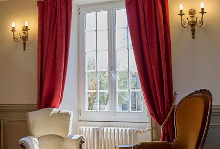 Exquisite 14th-Century Estate Near the Coast - Étables-sur-Mer, France