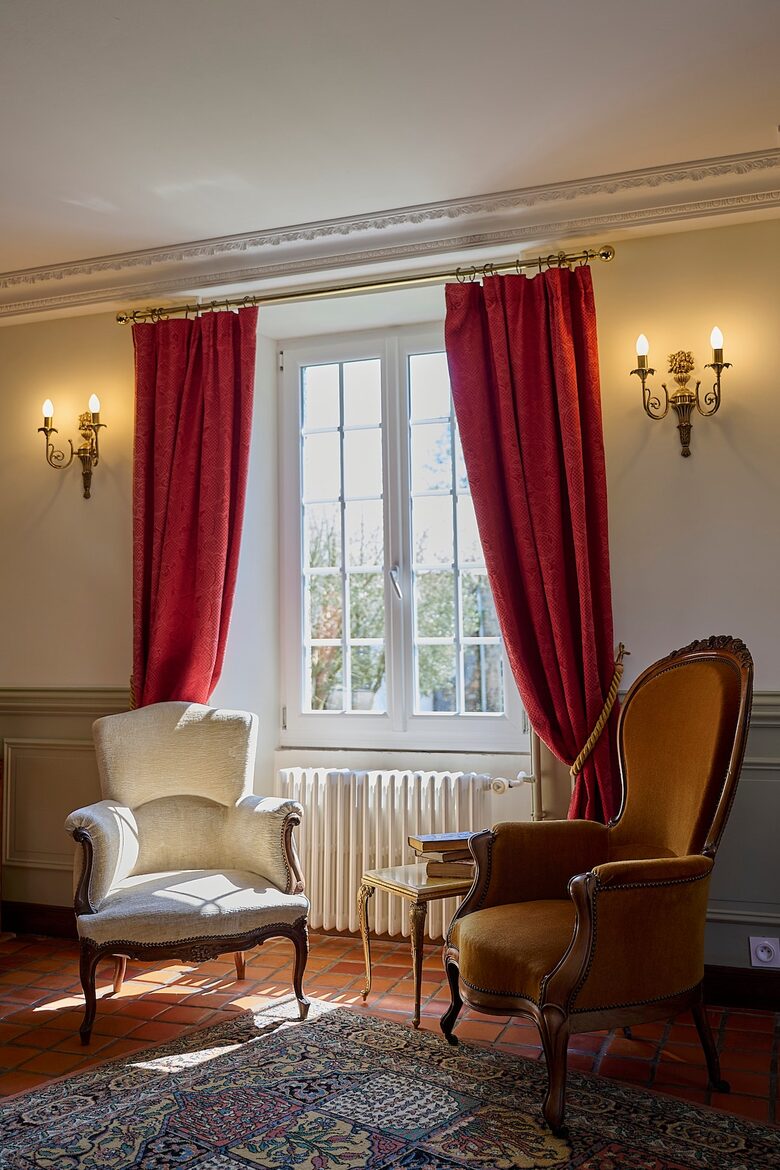 Exquisite 14th-Century Estate Near the Coast - Étables-sur-Mer, France