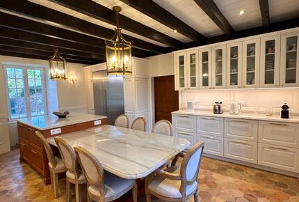 Exquisite 14th-Century Estate Near the Coast - Étables-sur-Mer, France