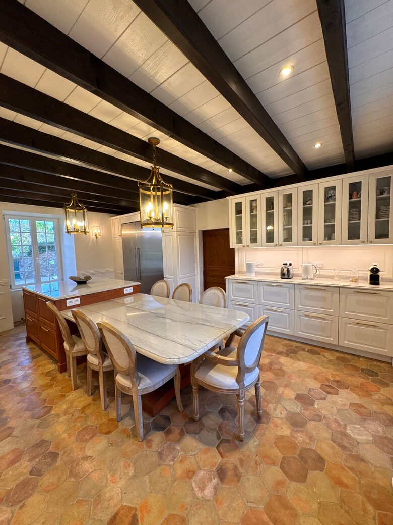 Exquisite 14th-Century Estate Near the Coast - Étables-sur-Mer, France