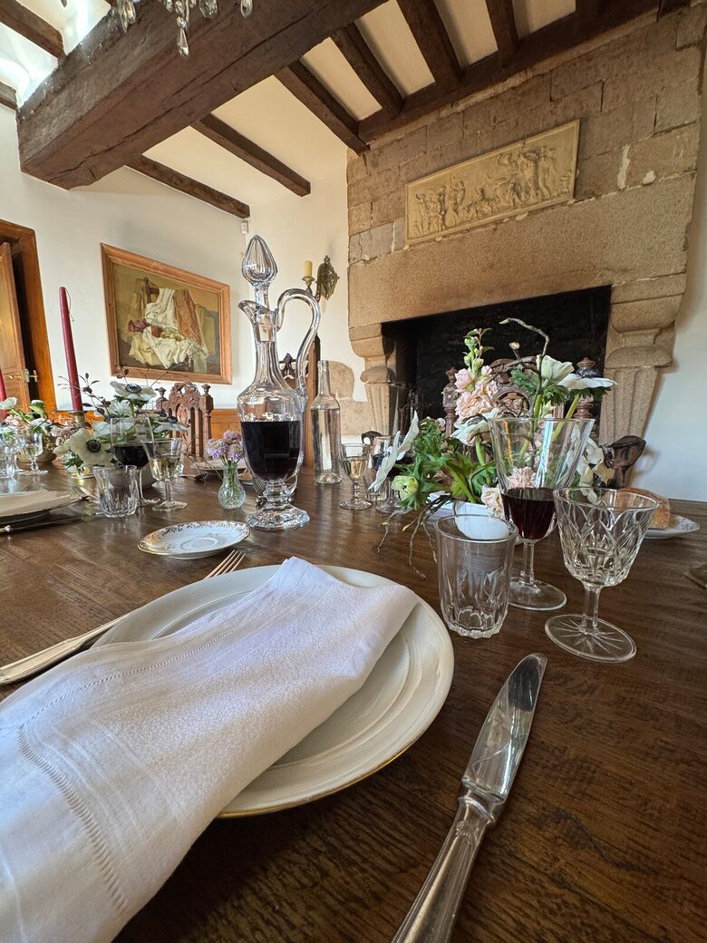 Exquisite 14th-Century Estate Near the Coast - Étables-sur-Mer, France