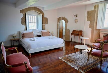 Exquisite 14th-Century Estate Near the Coast - Étables-sur-Mer, France