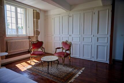 Exquisite 14th-Century Estate Near the Coast - Étables-sur-Mer, France