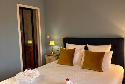 Exquisite 14th-Century Estate Near the Coast - Étables-sur-Mer, France