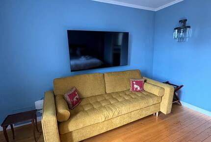 Exquisite 14th-Century Estate Near the Coast - Étables-sur-Mer, France