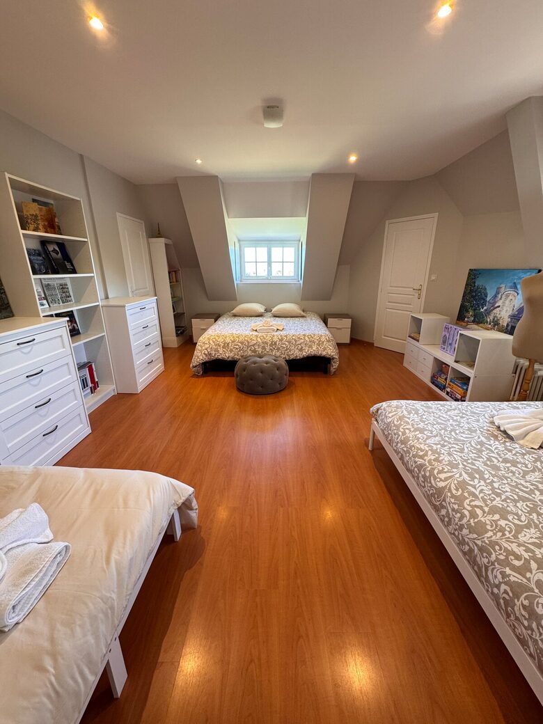 Exquisite 14th-Century Estate Near the Coast - Étables-sur-Mer, France