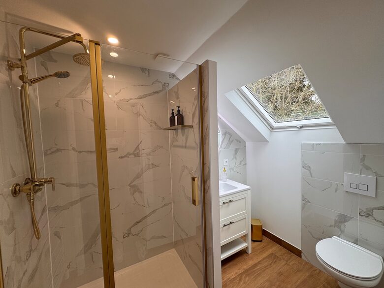 Exquisite 14th-Century Estate Near the Coast - Étables-sur-Mer, France