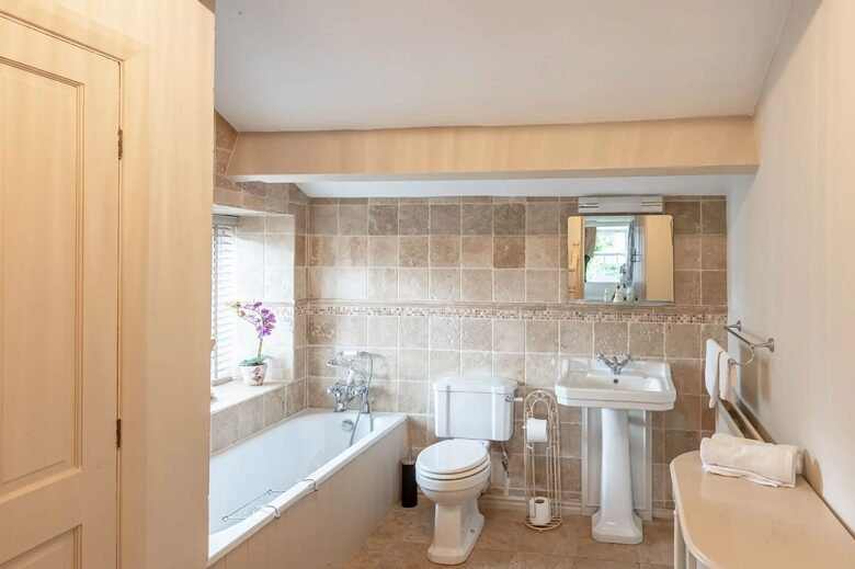 Sun Hill Farmhouse - Constable Burton, Leyburn, United Kingdom