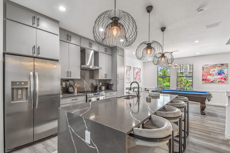 Urban Oasis with Rooftop Views in Tampa - Tampa, Florida