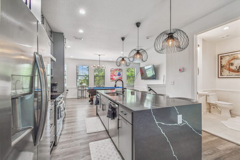 Urban Oasis with Rooftop Views in Tampa - Tampa, Florida