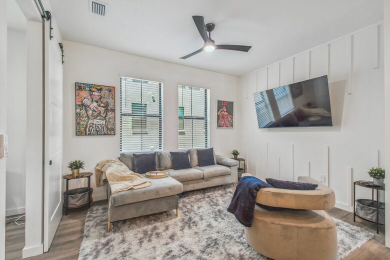 Urban Oasis with Rooftop Views in Tampa - Tampa, Florida