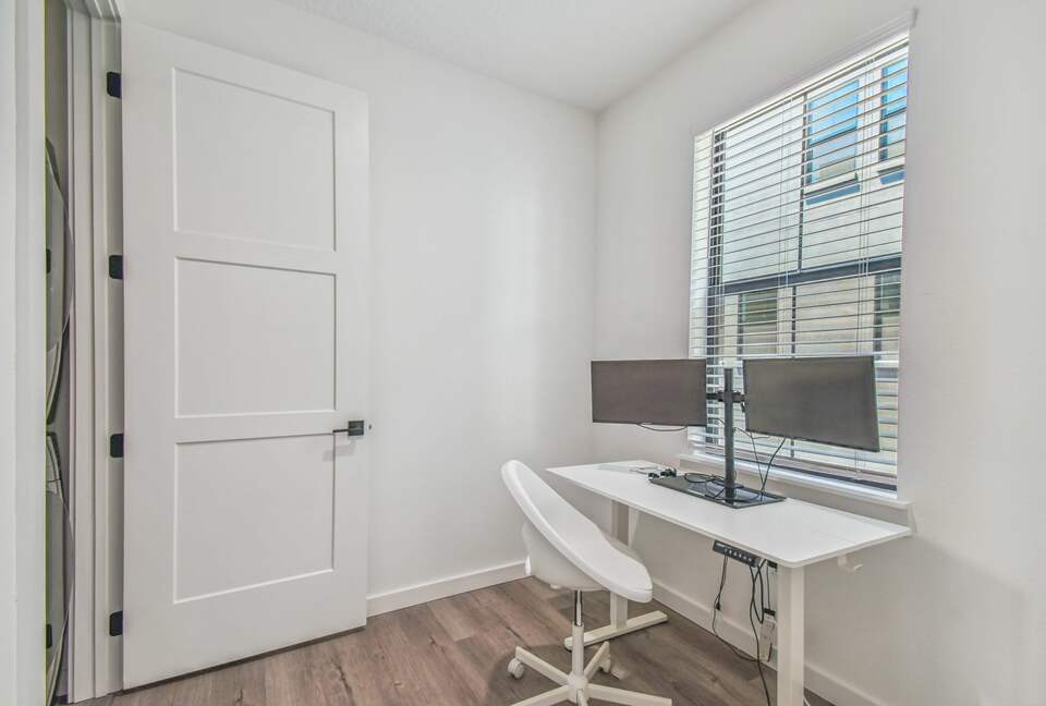 Urban Oasis with Rooftop Views in Tampa - Tampa, Florida