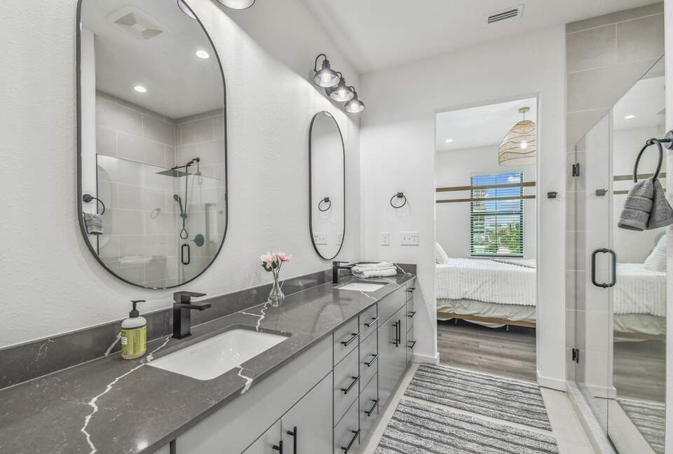 Urban Oasis with Rooftop Views in Tampa - Tampa, Florida