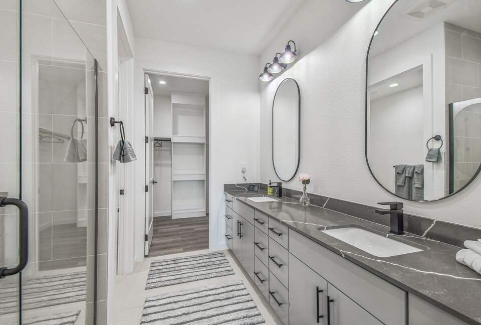 Urban Oasis with Rooftop Views in Tampa - Tampa, Florida