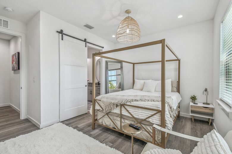 Urban Oasis with Rooftop Views in Tampa - Tampa, Florida